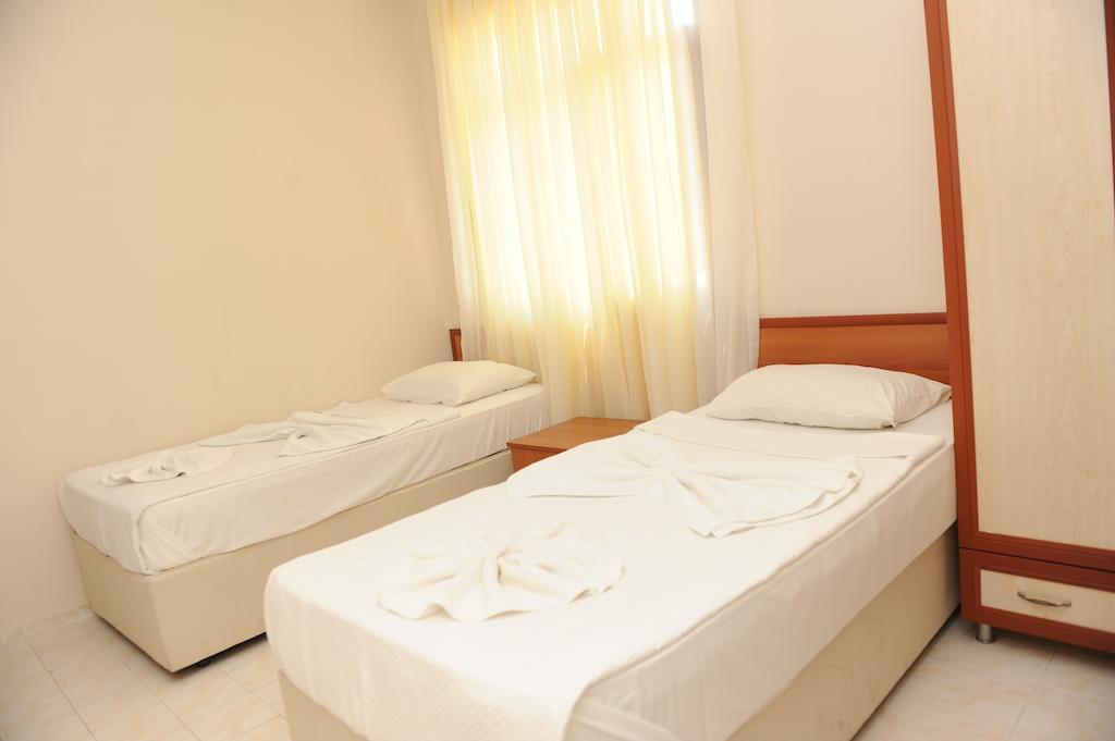 Holiday World Hotel Alanya Phòng bức ảnh