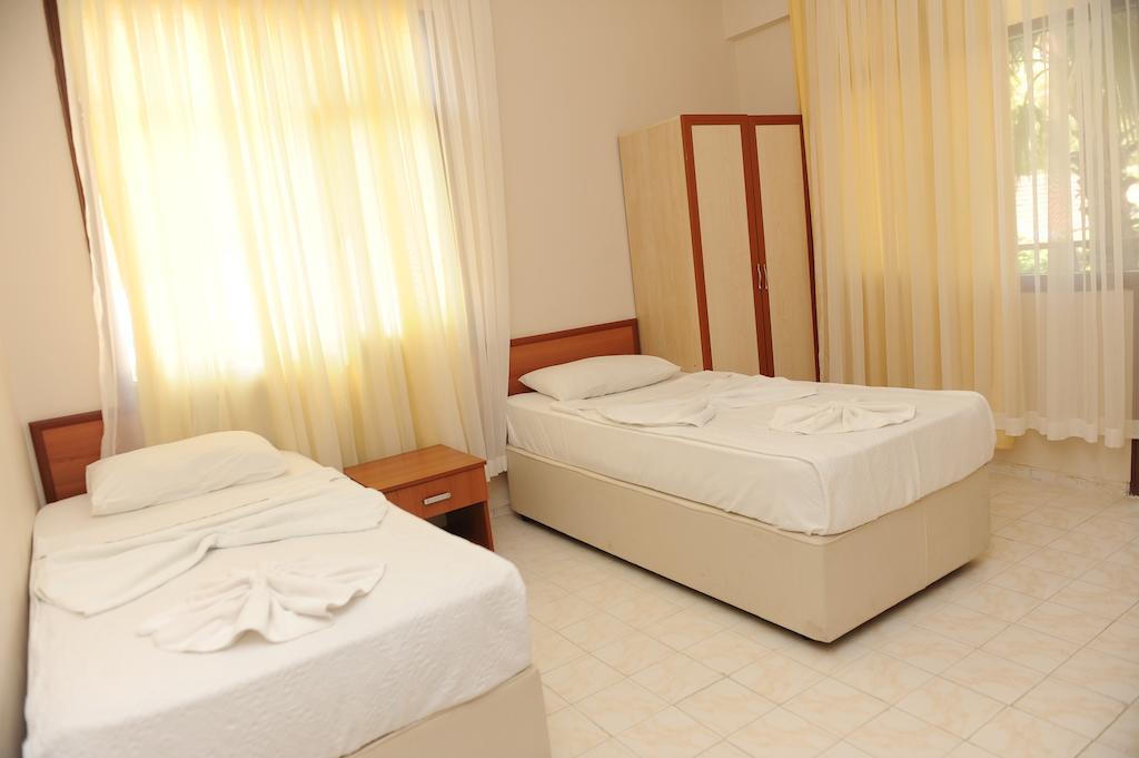 Holiday World Hotel Alanya Phòng bức ảnh